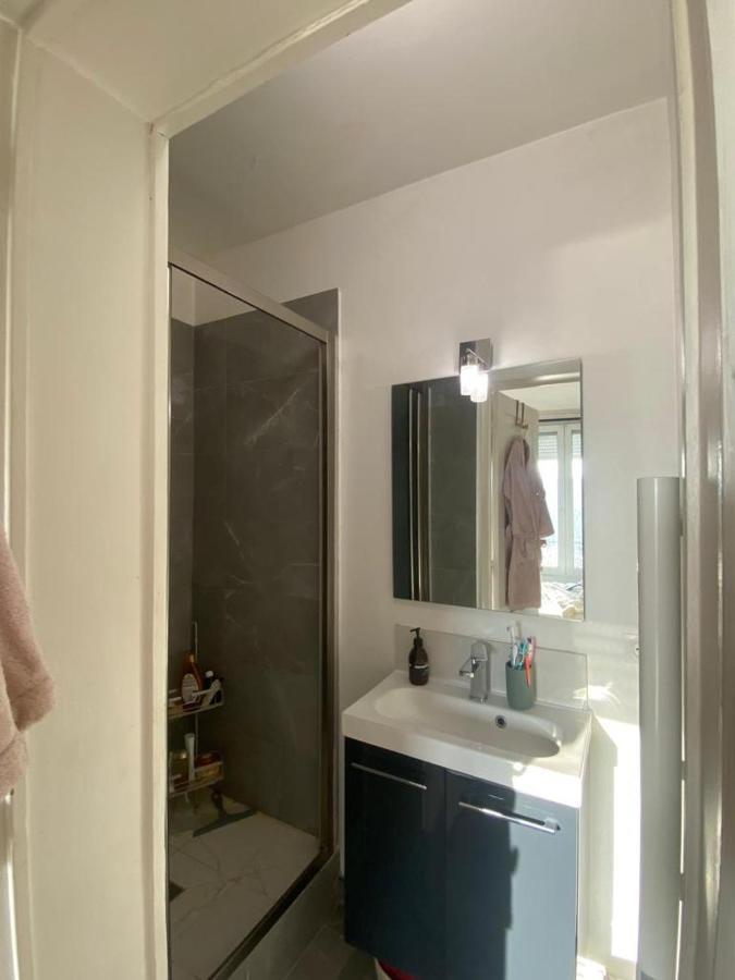Appartement Ensoleille, Central Et Tout Equipe Avec Vue Tour Eiffel Et Pantheon パリ エクステリア 写真