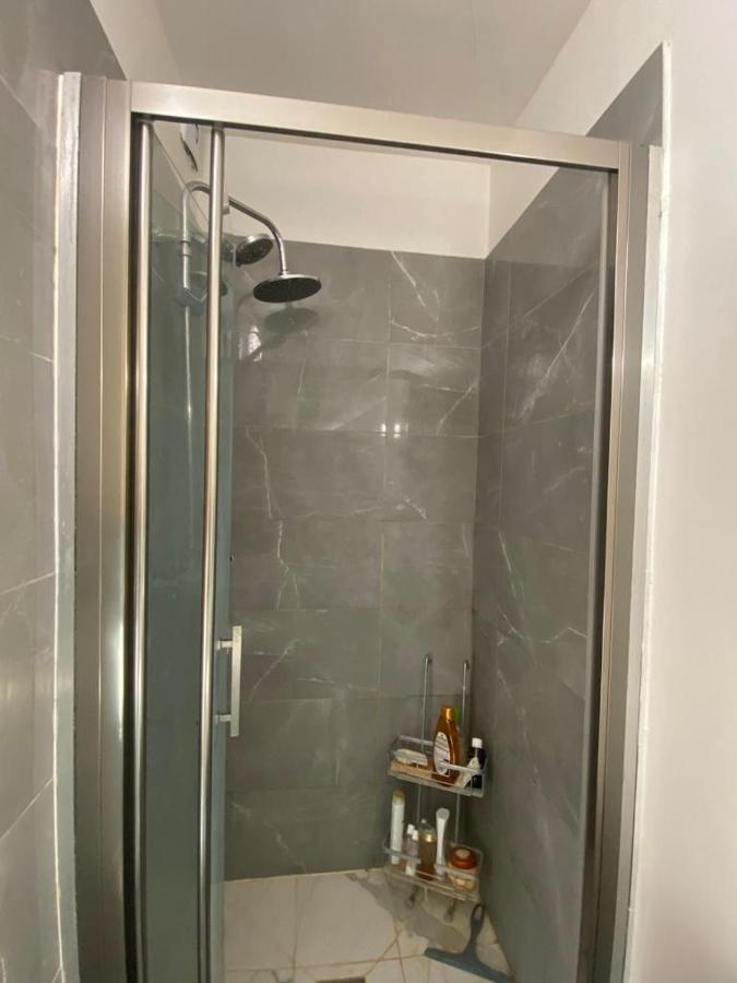 Appartement Ensoleille, Central Et Tout Equipe Avec Vue Tour Eiffel Et Pantheon パリ エクステリア 写真